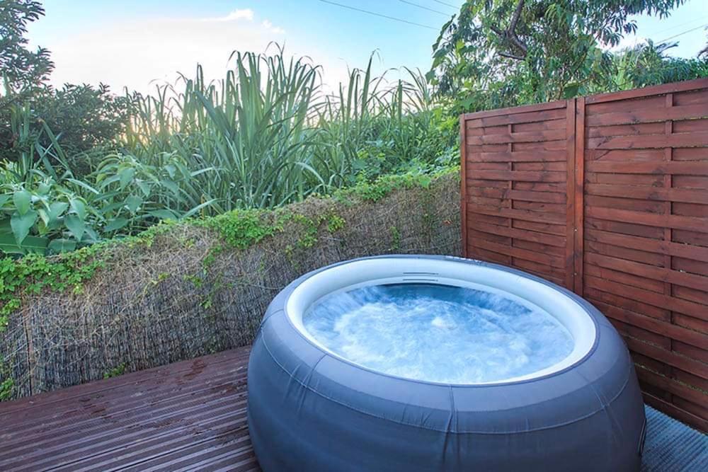L'Escapade Creole Jacuzzi Privatif Bungalow Bananier Saint-Joseph Εξωτερικό φωτογραφία
